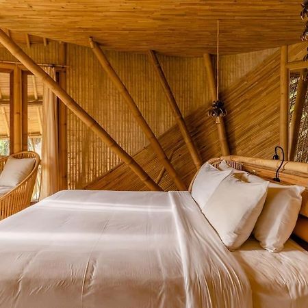 Aura House 2Bds Eco Bamboo House, Pool, River View Bringkit 外观 照片