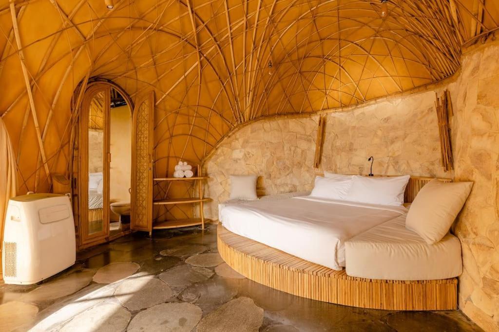 Aura House 2Bds Eco Bamboo House, Pool, River View Bringkit 外观 照片